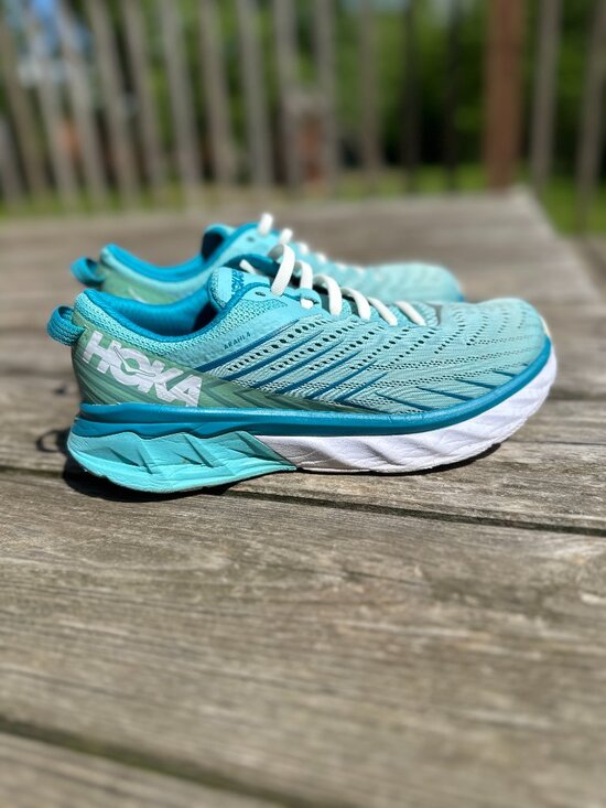 Hoka One One Shoes - Hoka Arahi 4 Running Shoes Womens Size 8.5 D Blue Sneakers Tennis Shoes Wide